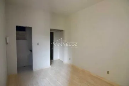 Kitnet à venda, 20m² no Centro, Rio de Janeiro
