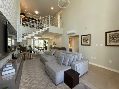 Casa com 4 Quartos à venda, 270m² no Pedra Branca, Palhoça