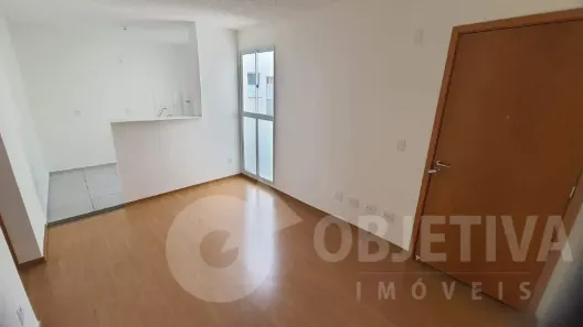 Apartamento com 2 Quartos para alugar, 40m² no Chácaras Tubalina e Quartel, Uberlândia