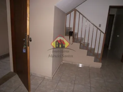 Sobrado com 3 Quartos à venda, 99m² no Vila Iapi, Taubaté