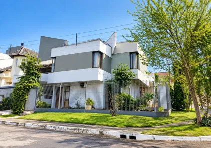 Casa com 3 Quartos à venda, 174m² no Nossa Senhora das Graças, Canoas