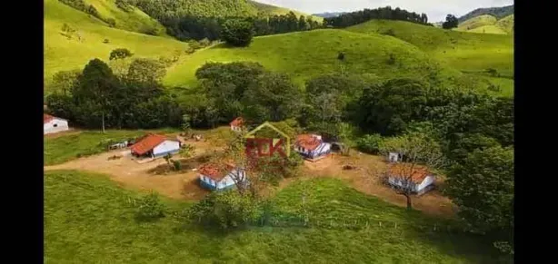 Fazenda/Sítio com 10 Quartos à venda, 2565m² no Centro, Santa Branca