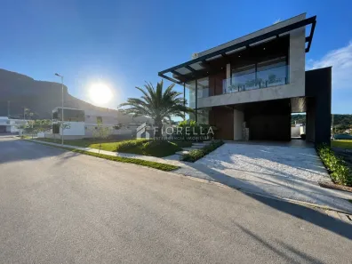 Casa de Condomínio com 4 Quartos à venda, 296m² no Pedra Branca, Palhoça