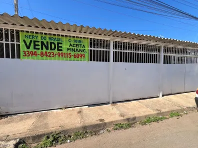 Casa com 3 Quartos à venda, 150m² no Santa Maria, Brasília