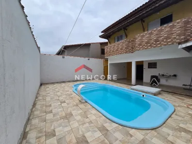 Sobrado com 4 Quartos à venda, 200m² no Jardim Márcia, Peruíbe