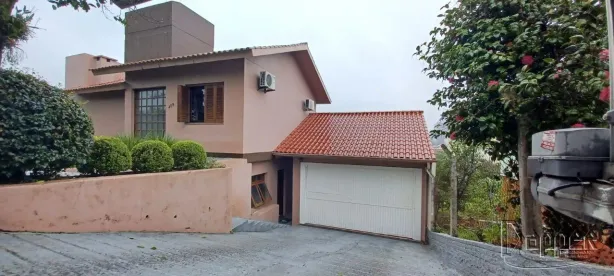 Casa com 3 Quartos à venda, 132m² no Vila Nova, Novo Hamburgo