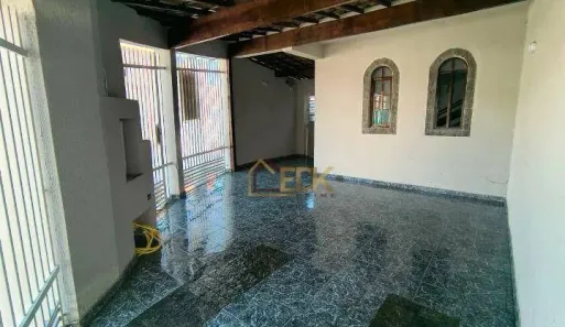 Sobrado com 3 Quartos à venda, 130m² no Jardim Emília, Jacareí