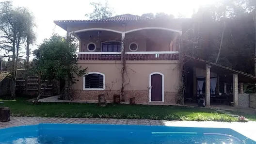 Fazenda/Sítio com 4 Quartos à venda, 160m² no Sol Nascente, Embu-Guaçu