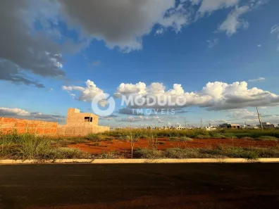 Lote/Terreno à venda, 308m² no Novo Mundo, Uberlândia