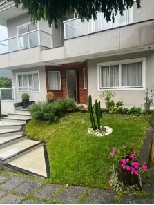 Casa com 7 Quartos à venda, 650m² no Vargem Grande, Teresópolis