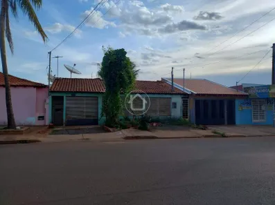 Casa com 3 Quartos à venda, 200m² no Vila São Jorge da Lagoa, Campo Grande