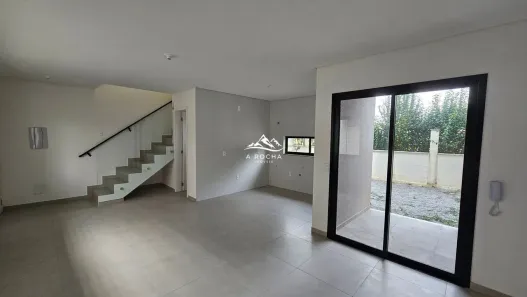 Sobrado com 3 Quartos à venda, 99m² no Nova Palhoça, Palhoça