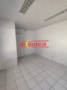 Prédio Comercial para alugar, 250m² no Jardim Gumercindo, Guarulhos