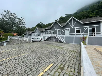 Casa de Condomínio com 3 Quartos à venda, 98m² no Várzea, Teresópolis