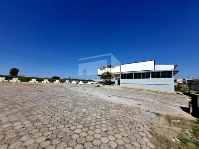 Ponto Comercial para alugar, 650m² no Parque Meia Lua, Jacareí