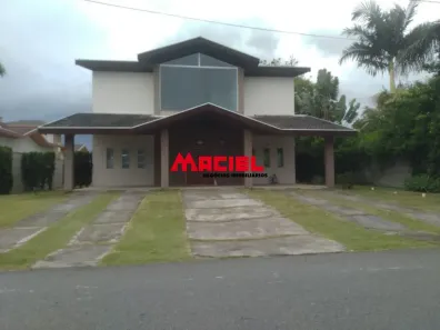 Casa de Condomínio com 3 Quartos para alugar, 400m² no Jardim Rio Comprido, Jacareí
