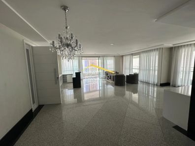 Apartamento com 3 Quartos para venda ou aluguel, 280m² no Meireles, Fortaleza