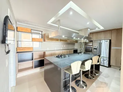 Apartamento com 3 Quartos à venda, 202m² no Vila Regente Feijó, São Paulo