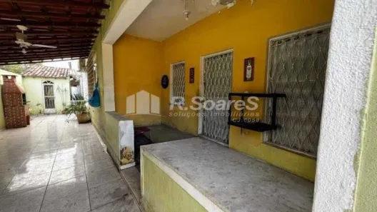 Casa com 3 Quartos à venda, 115m² no Marechal Hermes, Rio de Janeiro