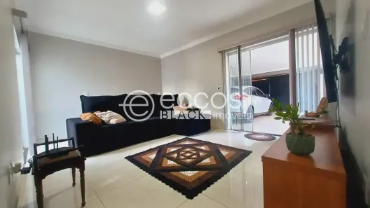 Casa com 2 Quartos à venda, 114m² no Jardim Itália II, Uberaba