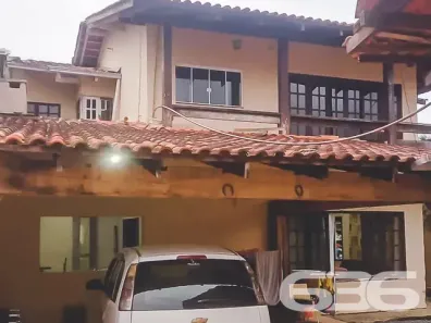 Sobrado com 6 Quartos à venda, 220m² no Jarivatuba, Joinville