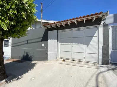 Casa com 2 Quartos à venda, 170m² no Maria Paula, Marília