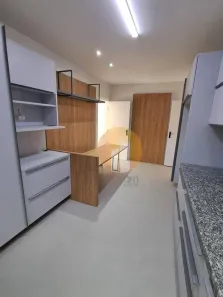Casa de Condomínio com 4 Quartos para venda ou aluguel, 360m² no Alphaville, Santana de Parnaíba