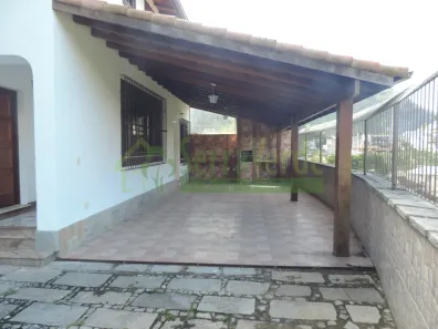 Casa com 4 Quartos para alugar, 200m² no Centro, Petrópolis
