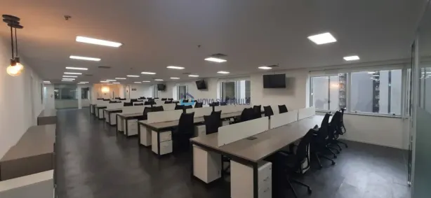 Sala Comercial para alugar, 424m² no Vila Olímpia, São Paulo