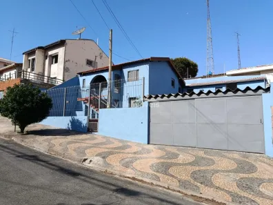 Casa com 3 Quartos para alugar, 230m² no Vila Industrial, Campinas