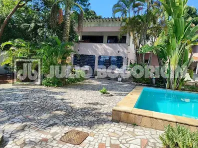 Casa com 3 Quartos à venda, 758m² no Praça Seca, Rio de Janeiro
