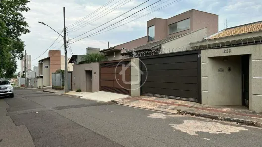 Casa com 5 Quartos à venda, 315m² no Monte Castelo, Campo Grande