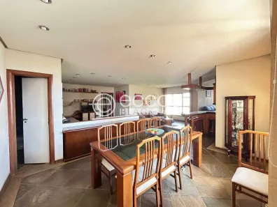 Apartamento com 5 Quartos à venda, 280m² no Fundinho, Uberlândia