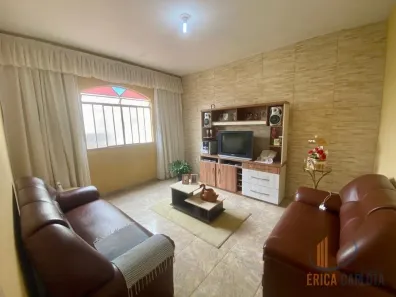 Casa com 3 Quartos à venda, 300m² no Rochedo, Conselheiro Lafaiete