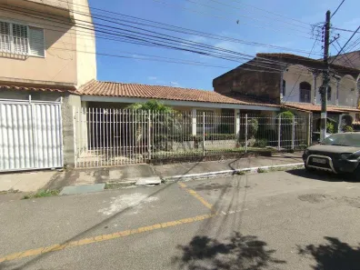 Casa com 4 Quartos à venda, 150m² no Sessenta, Volta Redonda