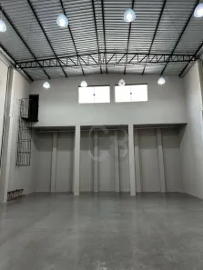 Galpão/Depósito/Armazém para alugar, 420m² no Portal de Versalhes 1, Londrina