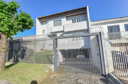 Sobrado com 3 Quartos à venda, 259m² no Capão Raso, Curitiba