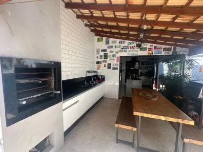 Casa de Condomínio com 4 Quartos à venda, 206m² no São Pedro, Juiz de Fora