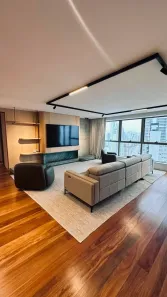 Apartamento com 4 Quartos para alugar, 265m² no Centro, Balneário Camboriú