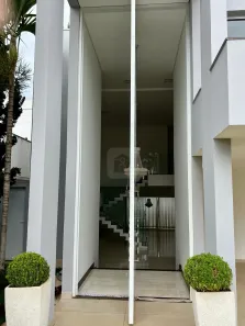Casa de Condomínio com 4 Quartos para alugar, 434m² no Jardim das Palmeiras, Uberlândia