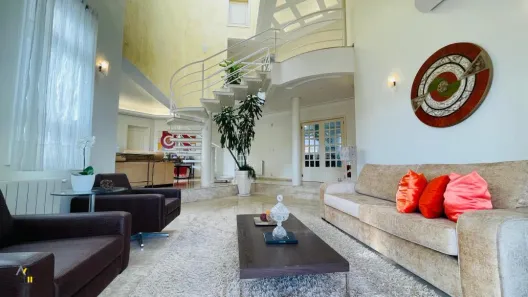 Casa com 4 Quartos à venda, 500m² no Nossa Senhora da Saúde, Caxias do Sul