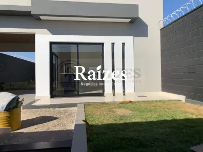 Casa com 3 Quartos à venda, 110m² no Loteamento Portal do Vale II, Uberlândia