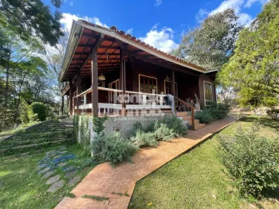 Fazenda/Sítio com 3 Quartos à venda, 298m² no Jardim Novo Mundo, Sorocaba