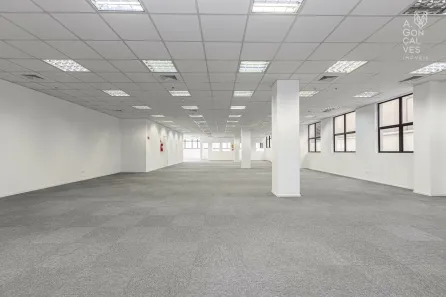 Sala Comercial à venda, 939m² no Centro, Curitiba