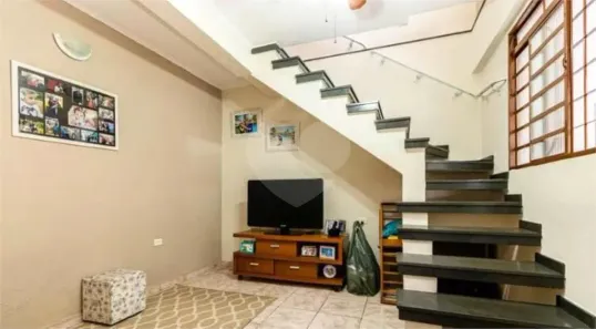 Sobrado com 4 Quartos à venda, 300m² no Vila Dalila, São Paulo