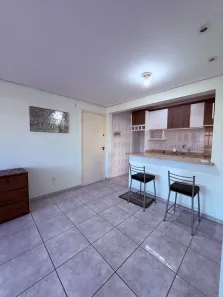 Apartamento com 2 Quartos para alugar, 58m² no Capoeiras, Florianópolis