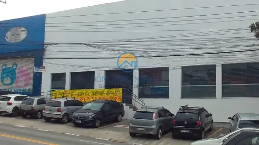 Sala Comercial para alugar, 300m² no Jardim Clementino, Taboão da Serra
