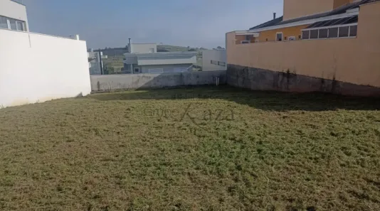 à venda, 490m² no Condomínio Residencial Jaguary, São José dos Campos