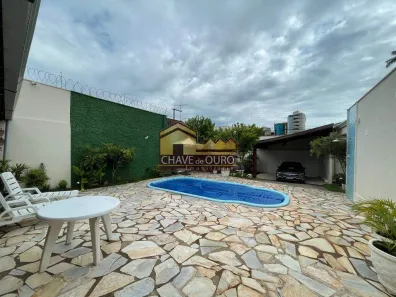 Casa com 4 Quartos à venda, 300m² no Mercês, Uberaba