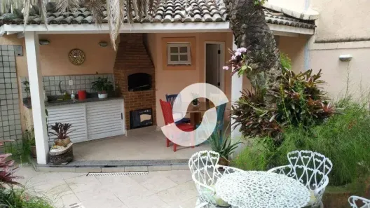 Casa com 4 Quartos à venda, 224m² no Ingá, Niterói